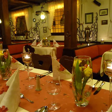 Hotell Schuster Und Gaestehaus