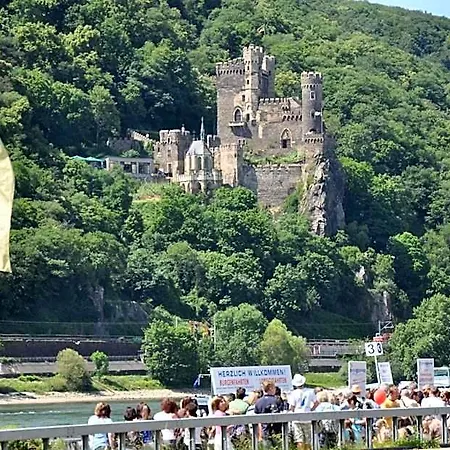 Schuster Und Gaestehaus Hotel 3*