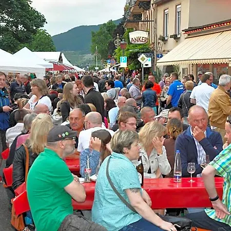 Schuster Und Gaestehaus 3*