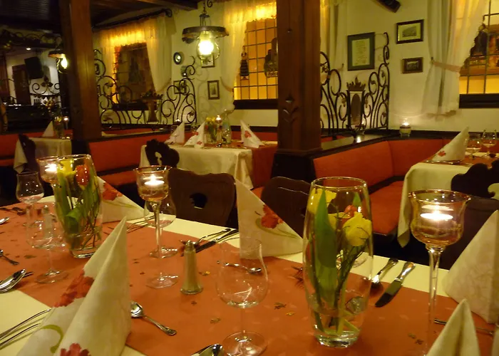 Hotel Schuster Und Gaestehaus