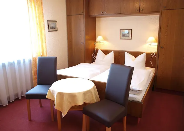 Schuster Und Gaestehaus Hotel